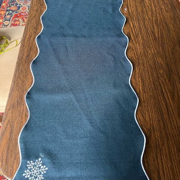 Winter runner - Picture 2 of 3